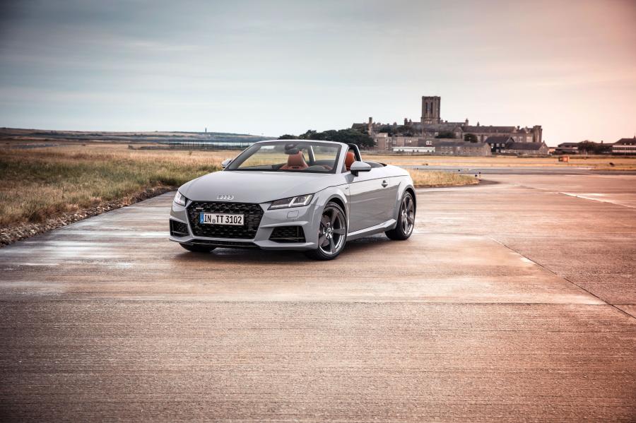  Audi TT Roadster 20 Years (8S) 2018 года  (WW) (фото 19 из 44)